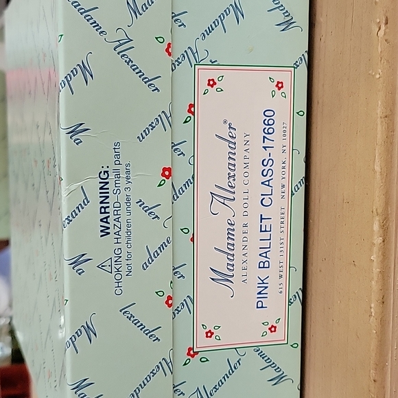 Madame Alexander Doll Pink Ballet Class- #17660 - Picture 4 of 7